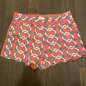 Crown & Ivy scalloped shorts in pink and white